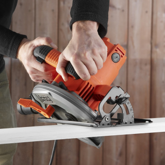 Купить Пила дисковая BLACK+DECKER  CS 1550 фото №4